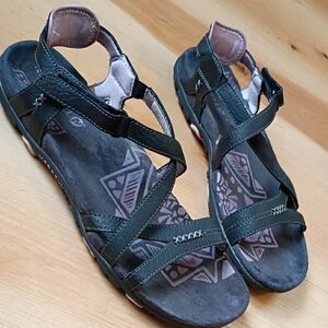 Merrell Women's Leather Keepsake Sandal